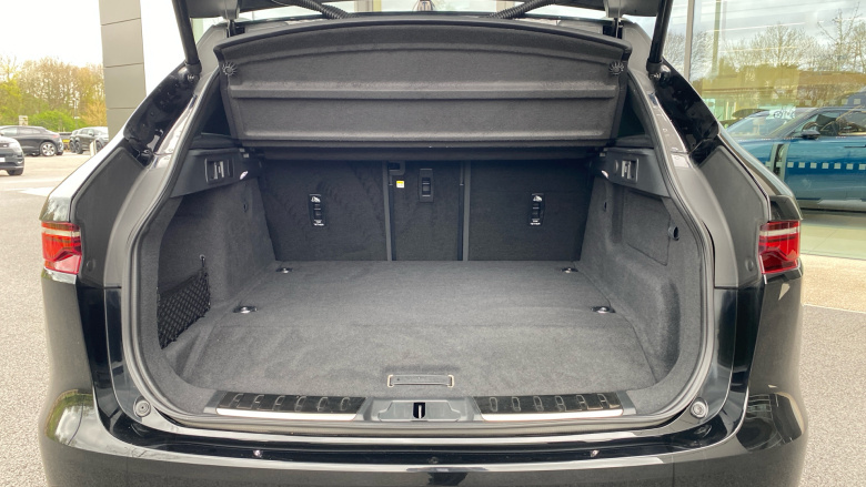 Jaguar F-Pace 2.0 P400e R-Dynamic HSE Black 5dr Auto AWD Estate